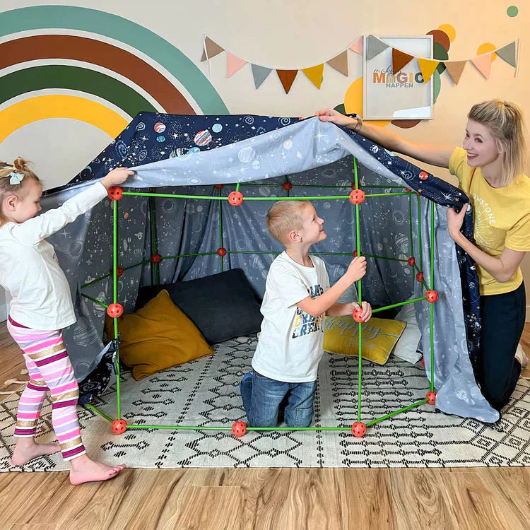 Färgglada stavar från PlayHaven byggset – hållbara delar för barnens kreativa lek.