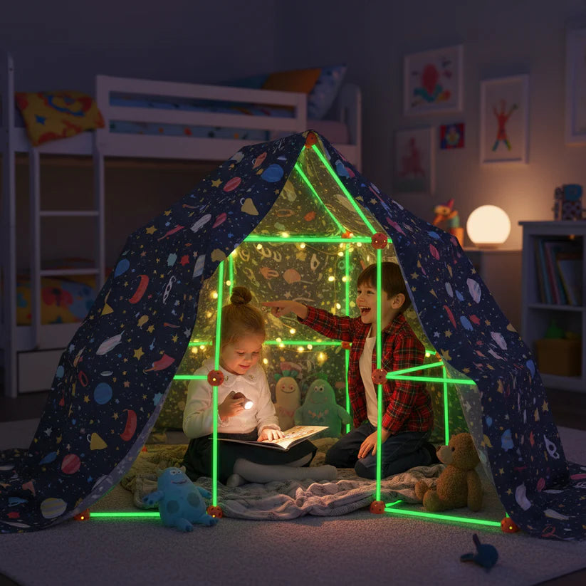 PlayHaven byggset lyser i mörkret – barn leker med magiskt ljus och fantasi.